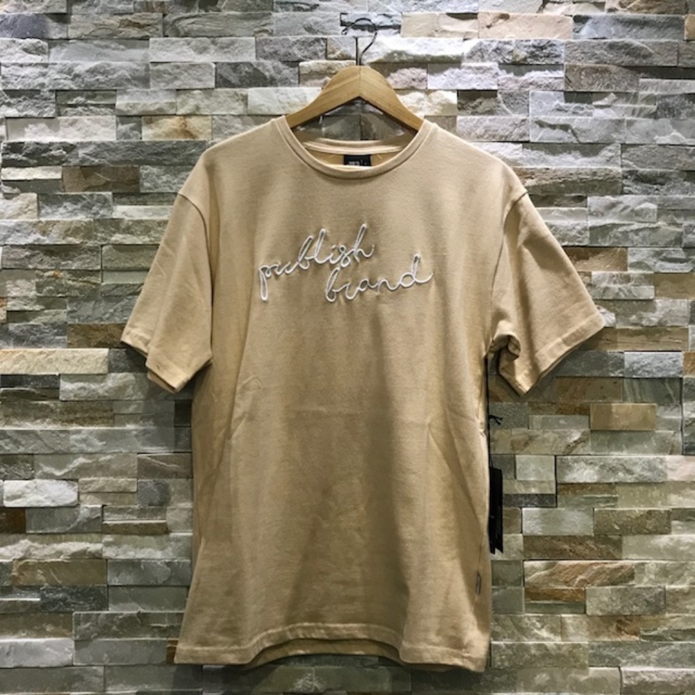Publish Brand Script Tee Tan/White S,M,L